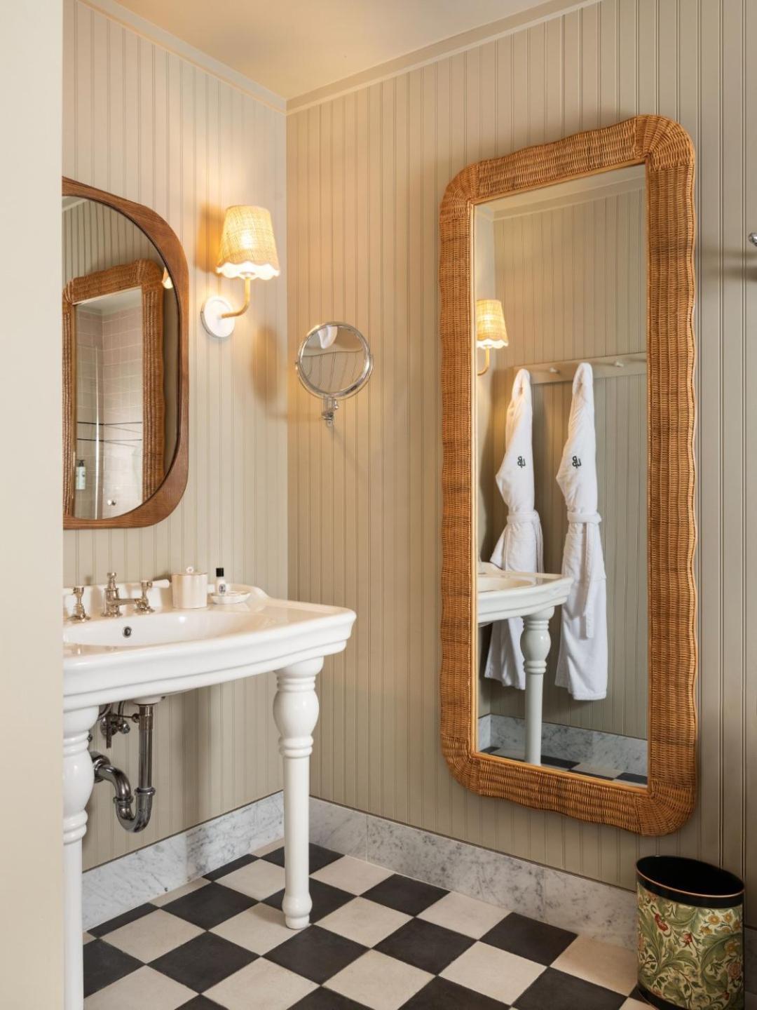 Hotel Le Petit Pali Brentwood 4*